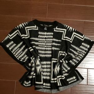 Knit Aztec Poncho black and white OS